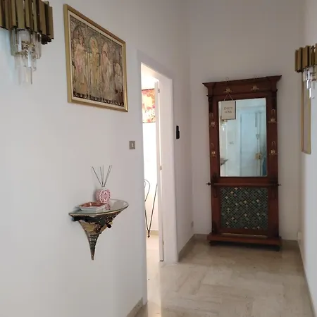 Liberty House Apartment Bari Exterior photo